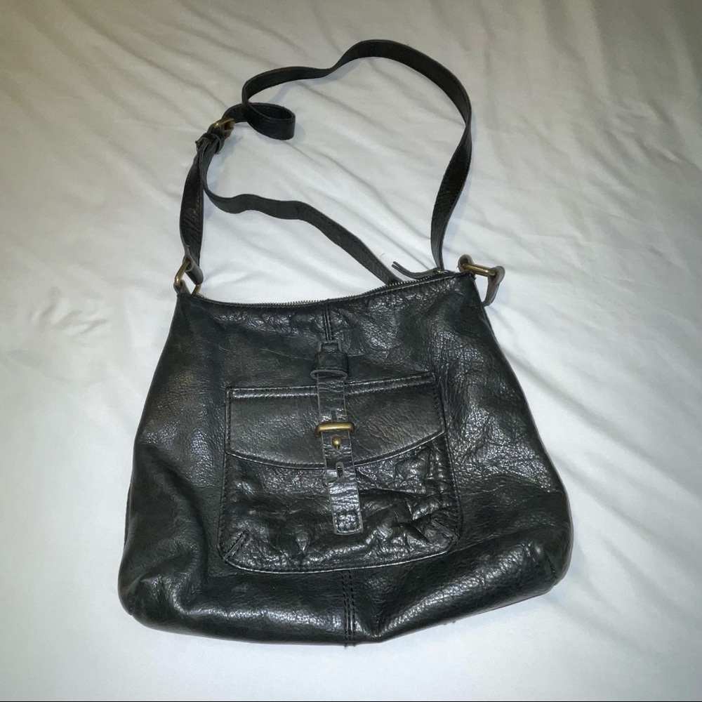 Classic Black Leather Crossbody Bag - Timeless Everyday Style